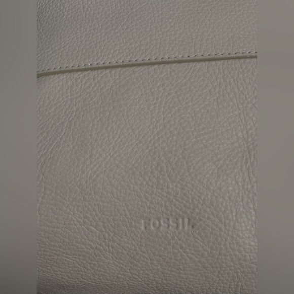 ❌SOLD❌.                Fossil Maya Hobo Vanilla Purse - Picture 11 of 13